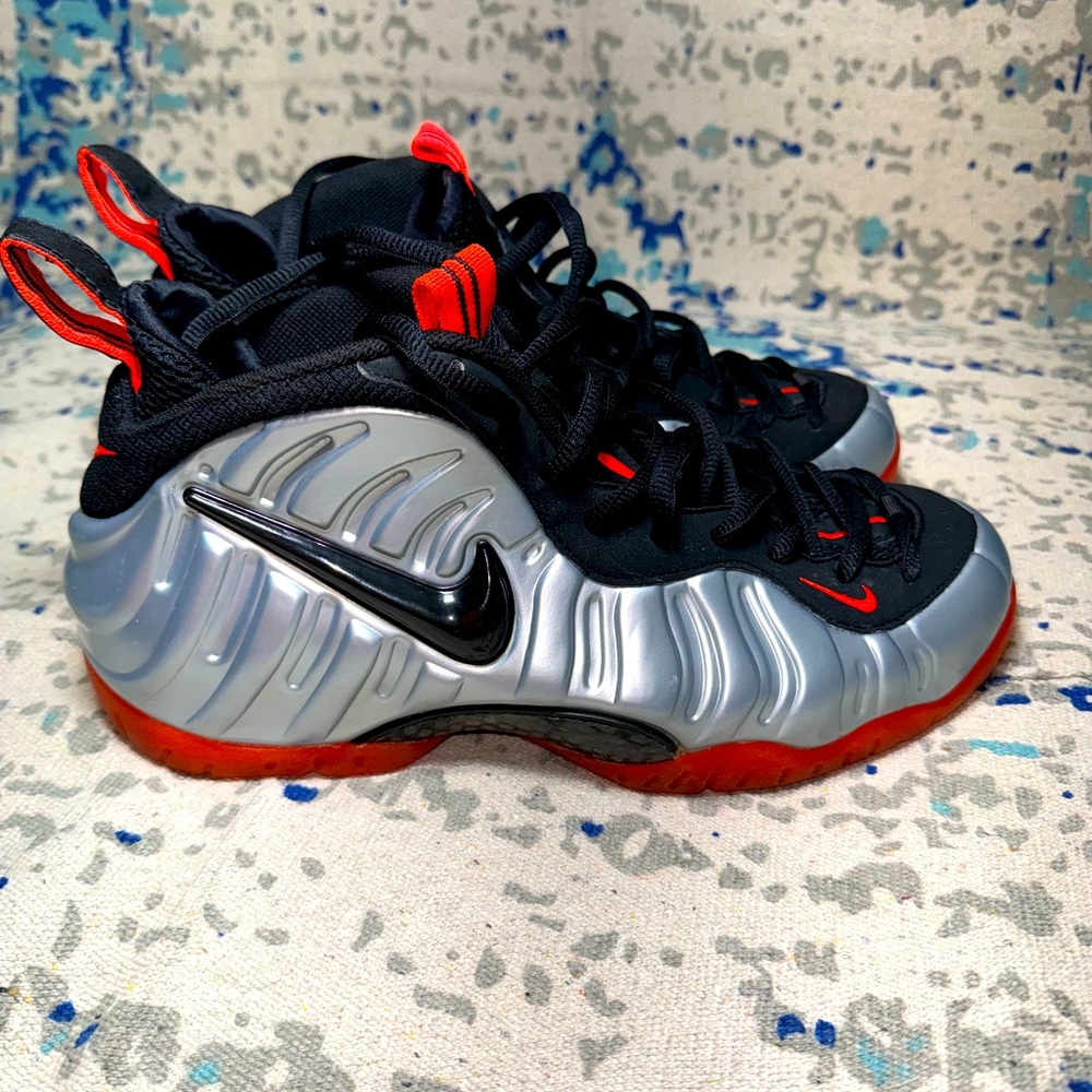 Crimson foamposite pro size 10